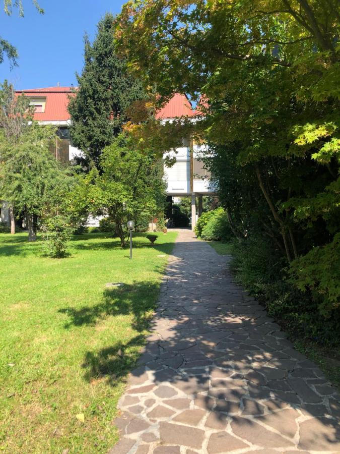 Il Contrabbasso Cremona Bagian luar foto